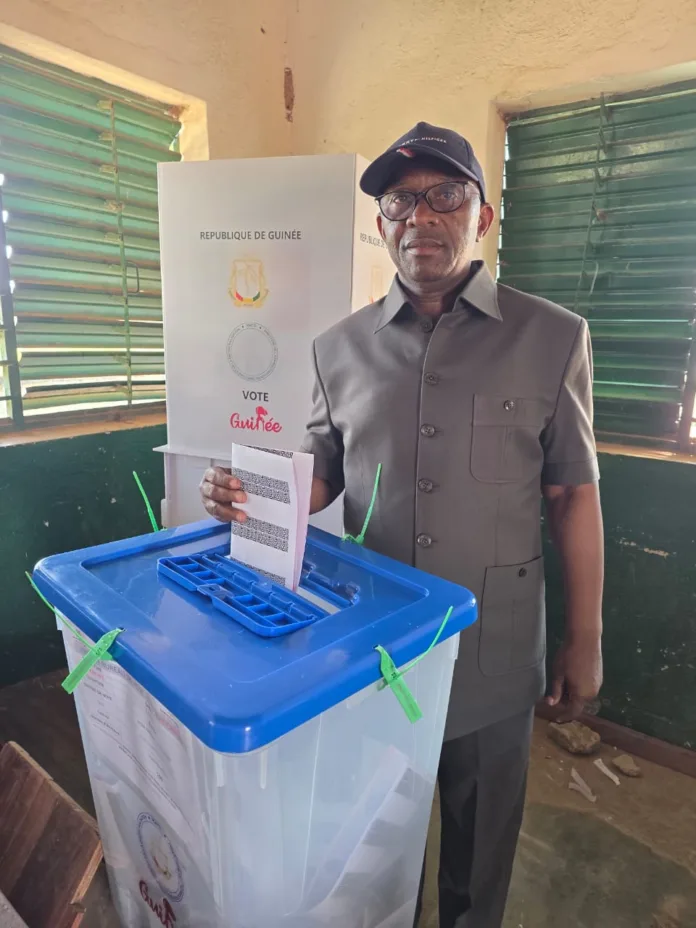 Colonel Sitapha Kondé Vice President de lassociation pour le Developpement de Dabola ADED
