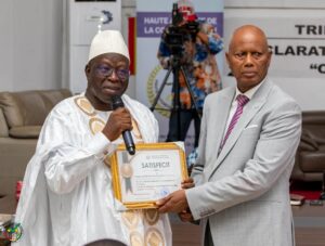 Dr Sekou Kouressy Condé President de l'ONASURE et Boubacar Yacine Diallo President de la HAC
