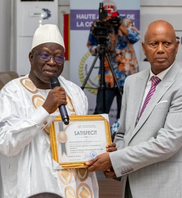 Dr Sekou Kouressy Condé President de l'ONASURE et Boubacar Yacine Diallo President de la HAC